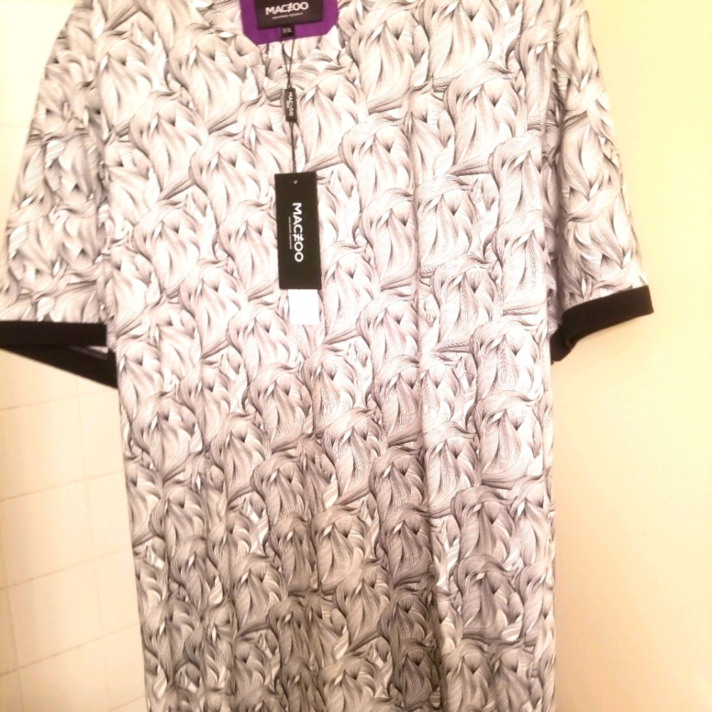 V neck t shirt - Picture 1 of 2